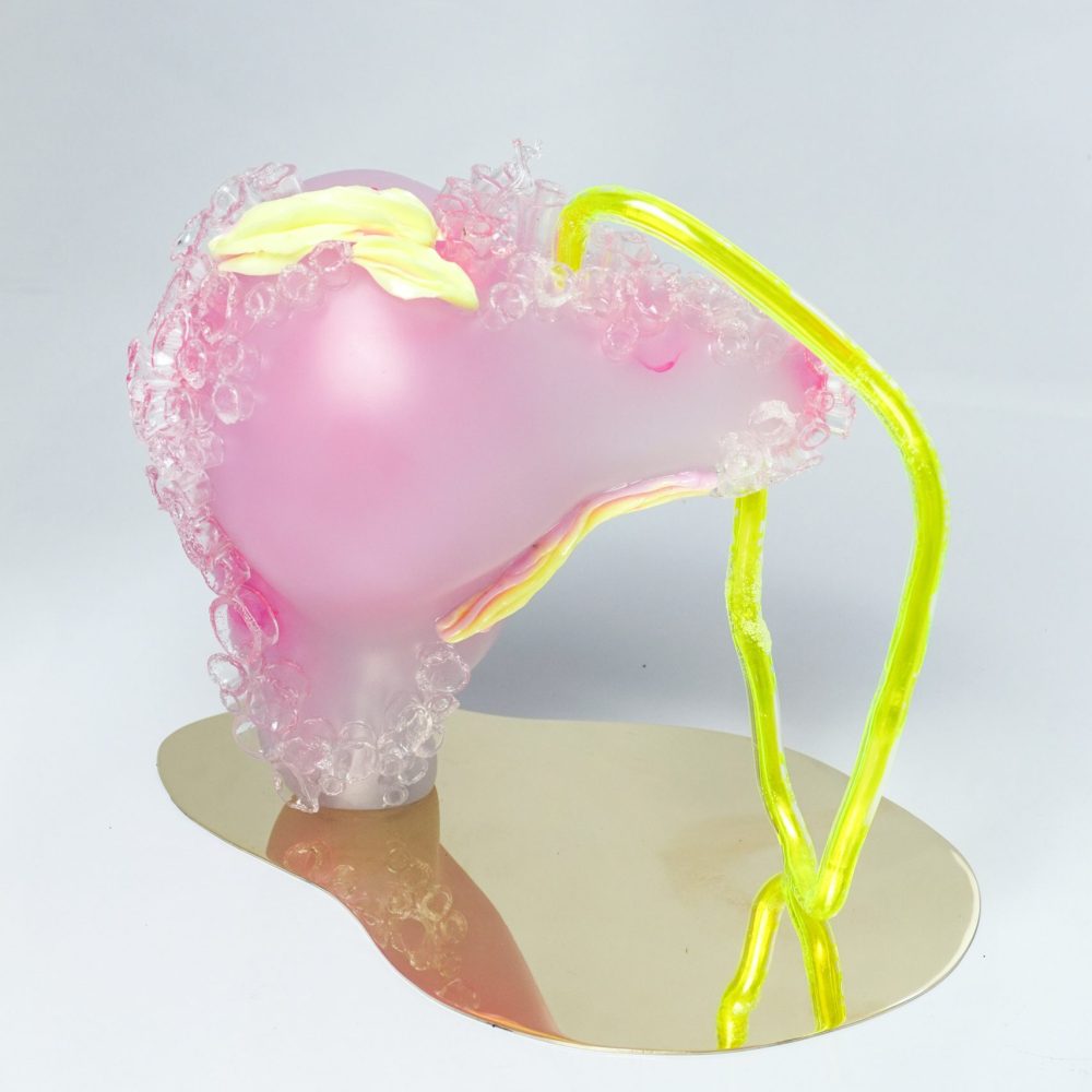 2023 | Tumpuk Lapis, Tampak Isi : Rona 15 | 30 x 25 x 20 cm | resin, acrylic, brass