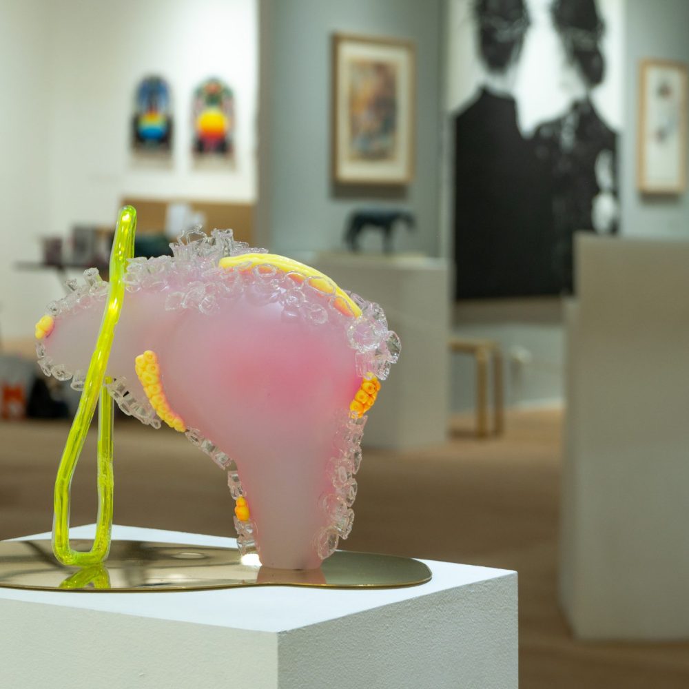 2023 | Tumpuk Lapis, Tampak Isi : Rona 15 | 32 x 21 x 23,5 cm | resin, acrylic, brass