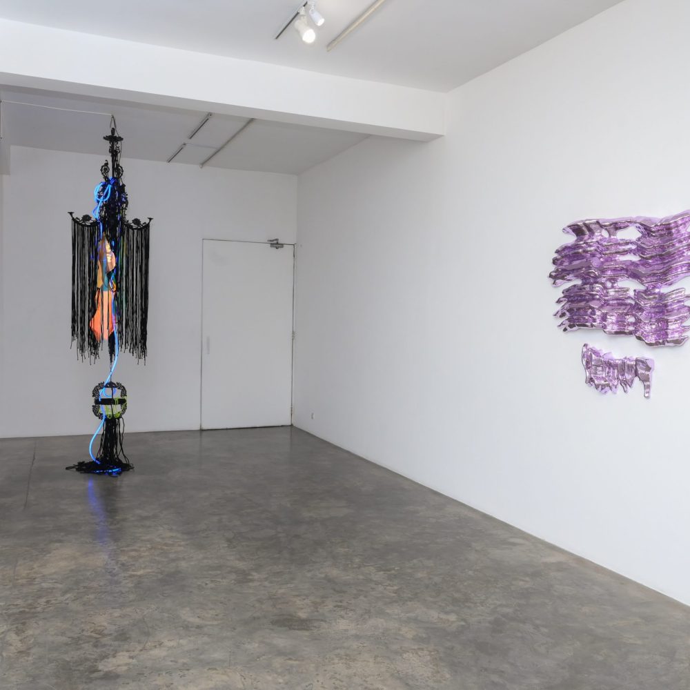 2024 | Ruang Fana : Dinamika 15 | 120 x 80 x 10 cm, 46 x 25 cm | resin and chrome