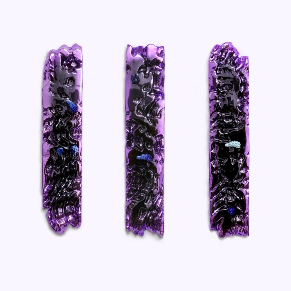 2025 | Ruang Fana : Dinamika 34 | 76 x 15 cm (3 panel) | Resin and chrome